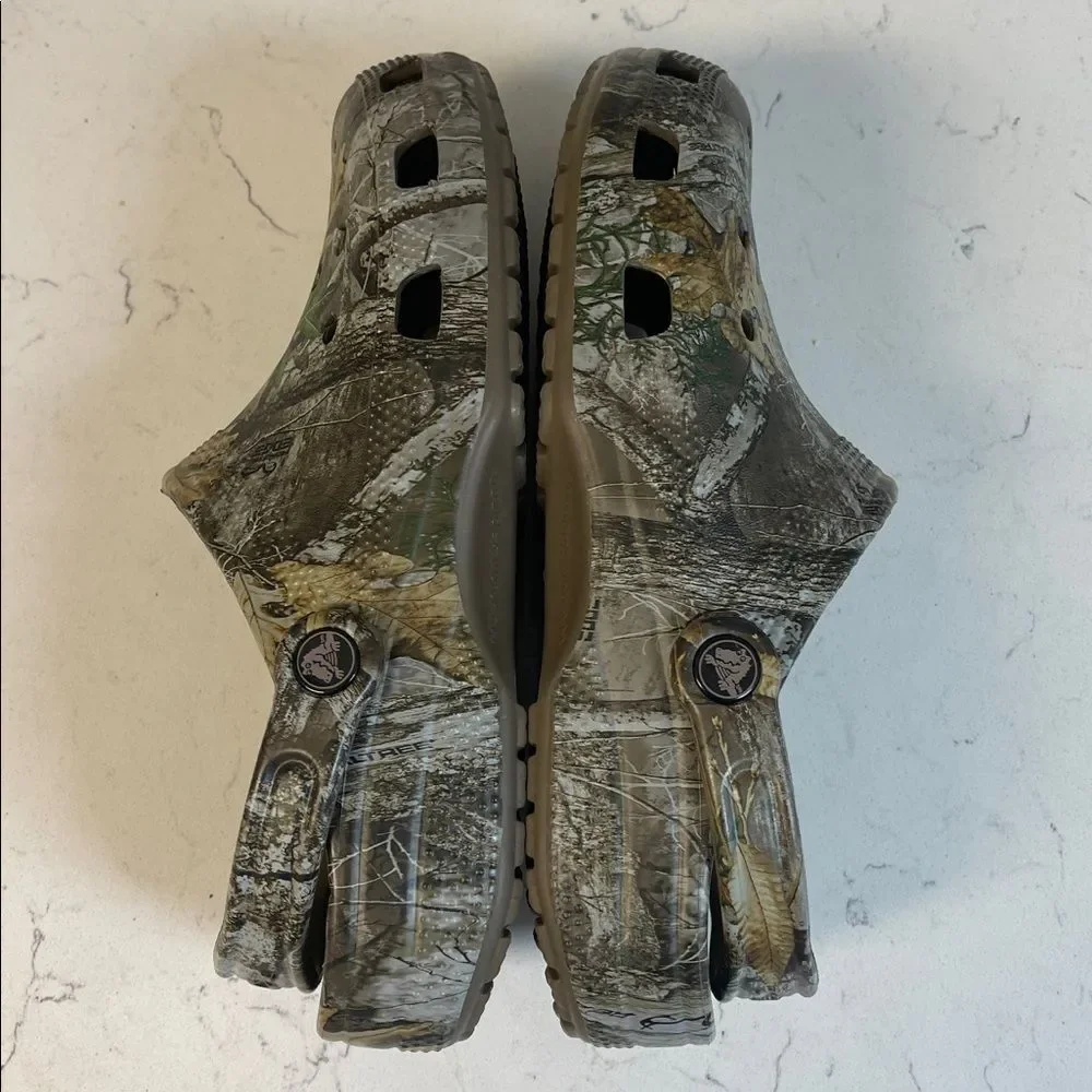 CROCS REALTREE X CLASSIC CLOG 'EDGE CAMO - WALNUT' Mens Size 10 Worn 4-5 Times